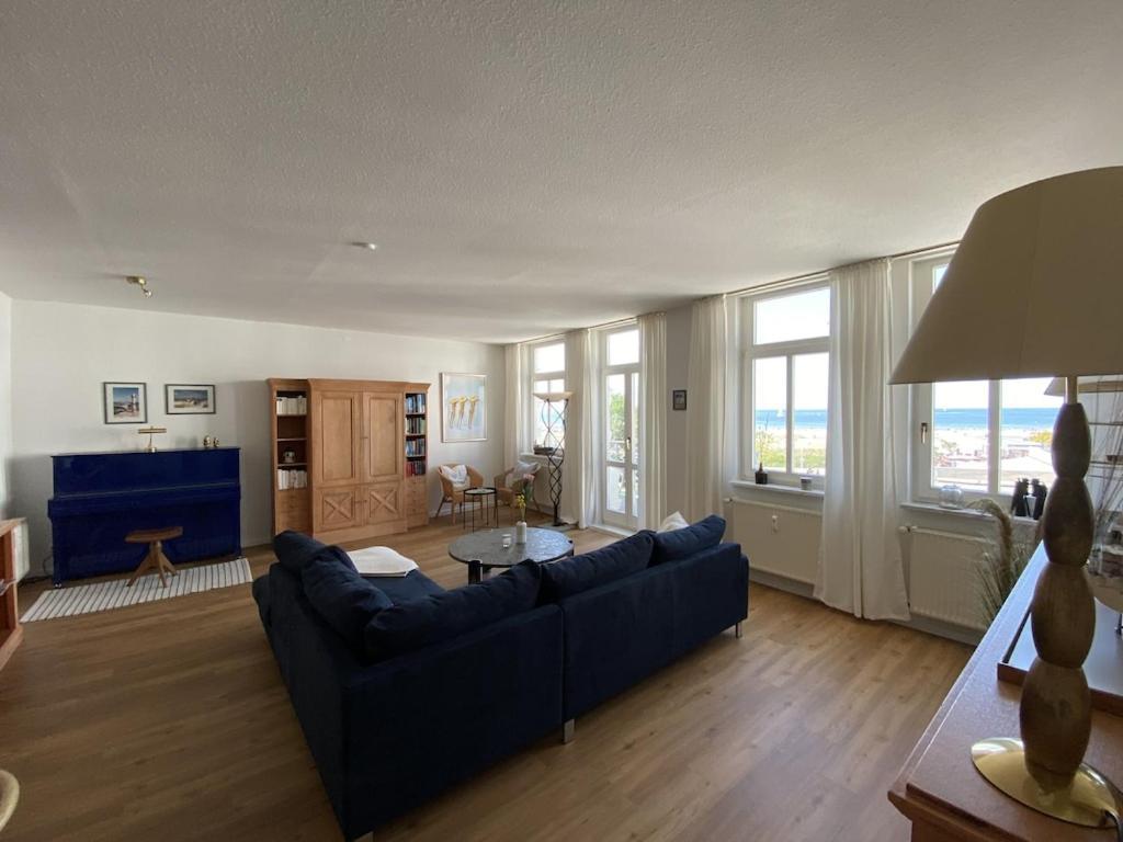 Villa Seeblick Warnemuende - Fewo Mit Meerblick Und Balkon Direkt Am Strand Fuer 2-4 Pers Rostock Esterno foto